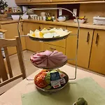 Fruehstueckspension Klein Und Fein 배드호프가스타인