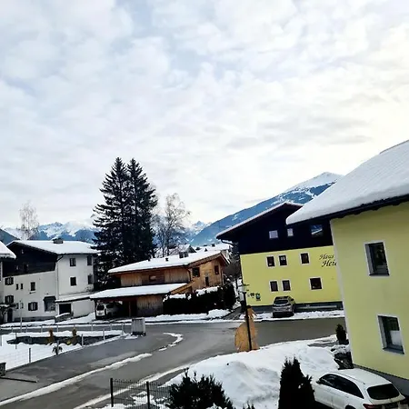 Fruehstueckspension Klein Und Fein Konukevi Bad Hofgastein