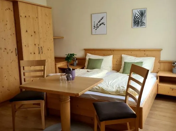 Fruehstueckspension Klein Und Fein 招待所 4*